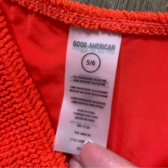 Good American womens red textured monokini swimsuit in bright poppy 5/6 - Picture 7 of 11